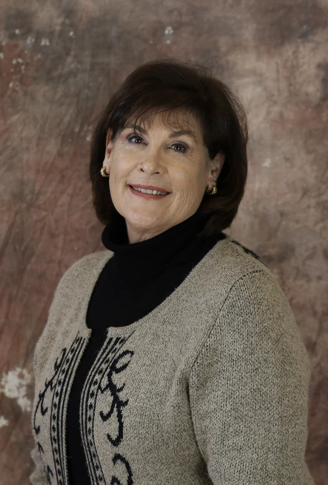 Julie Hackbarth-McIntyre