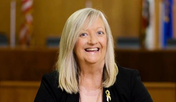 Karen Nau